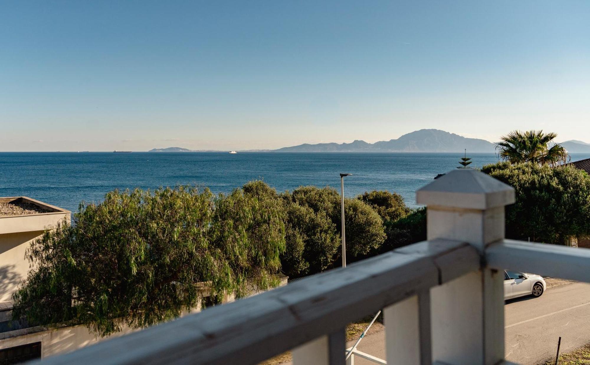 Increible Villa De Madera Con Vistas Al Mar Algeciras Ngoại thất bức ảnh
