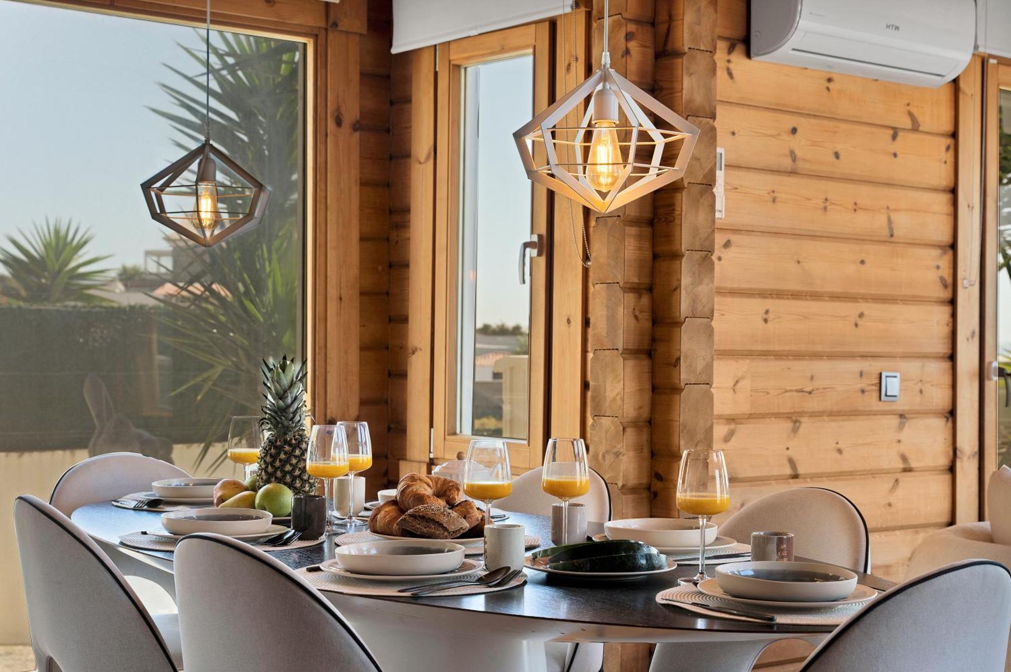 Increible Villa De Madera Con Vistas Al Mar Algeciras Ngoại thất bức ảnh